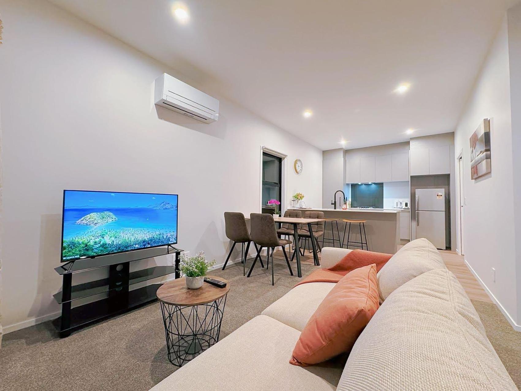 לוור האט Modern & Stylish 3 Bedroom At Lowerhutt מראה חיצוני תמונה